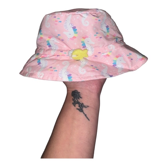 Size small infant girls sun hat - Picture 2 of 3